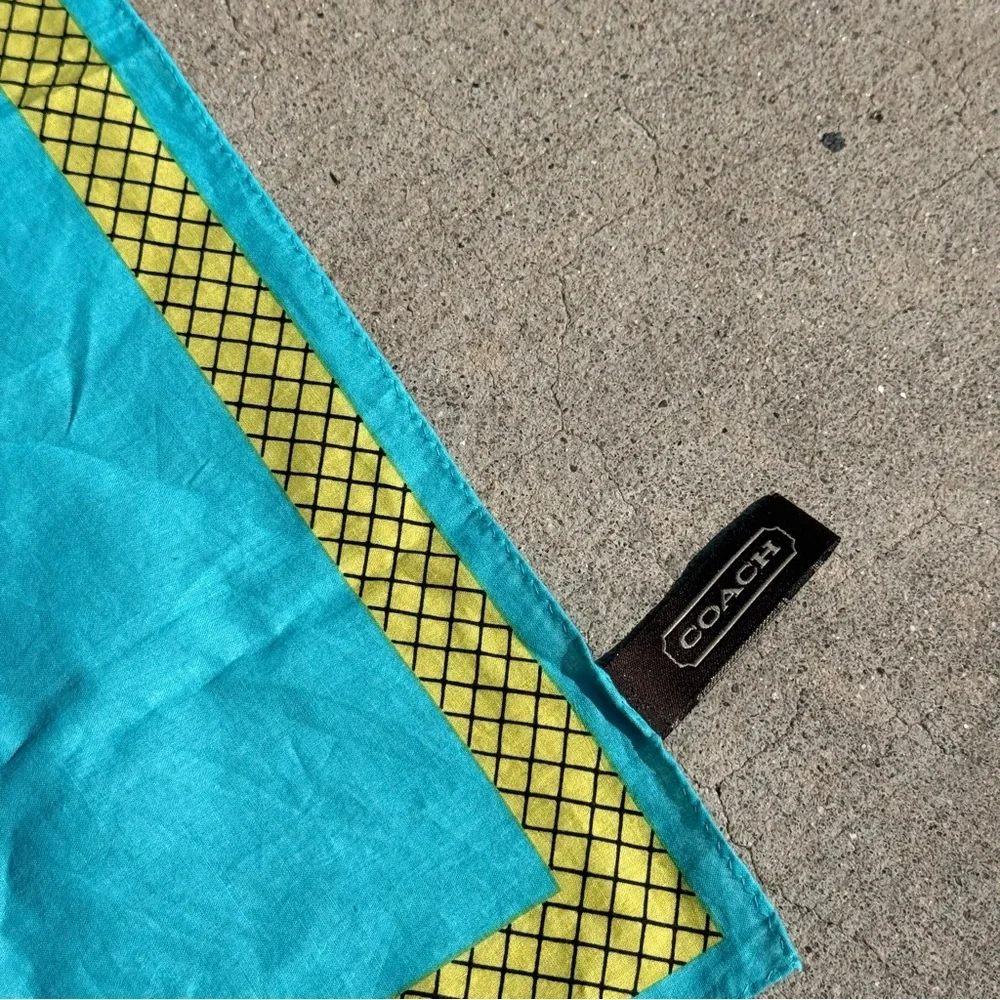 VINTAGE COACH BONNIE CASHIN BLUE & GREEN SQUARE SCARF RARE - Picture 2 of 8